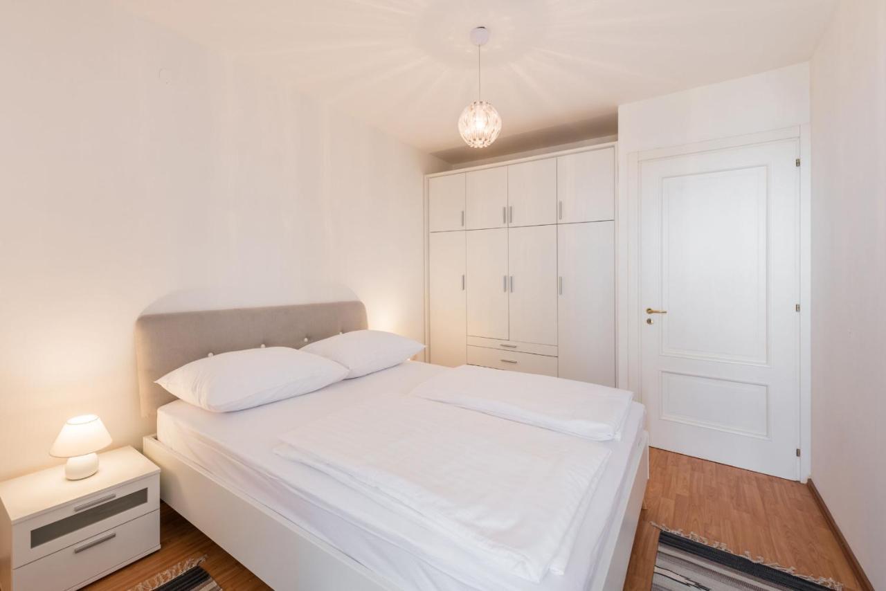 Apartments Mrs Brightside Σπλιτ Εξωτερικό φωτογραφία