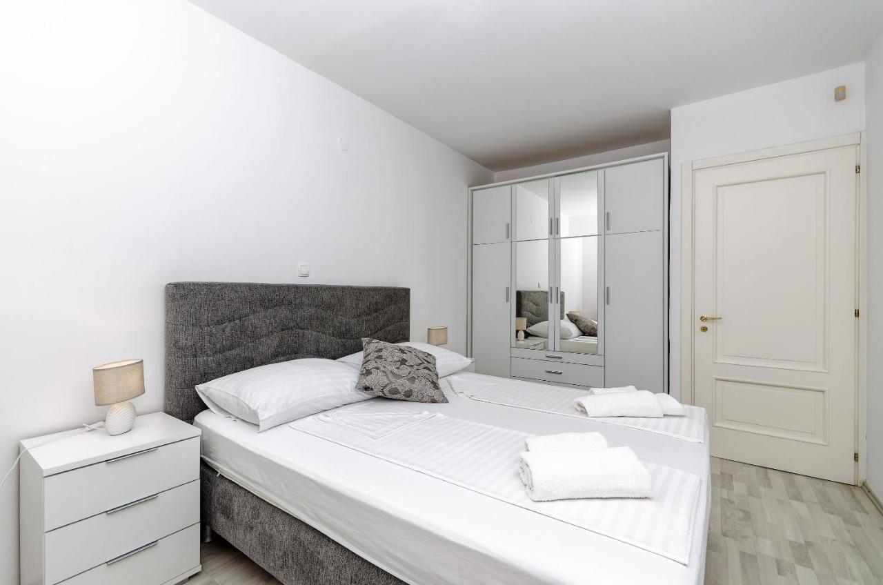 Apartments Mrs Brightside Σπλιτ Εξωτερικό φωτογραφία