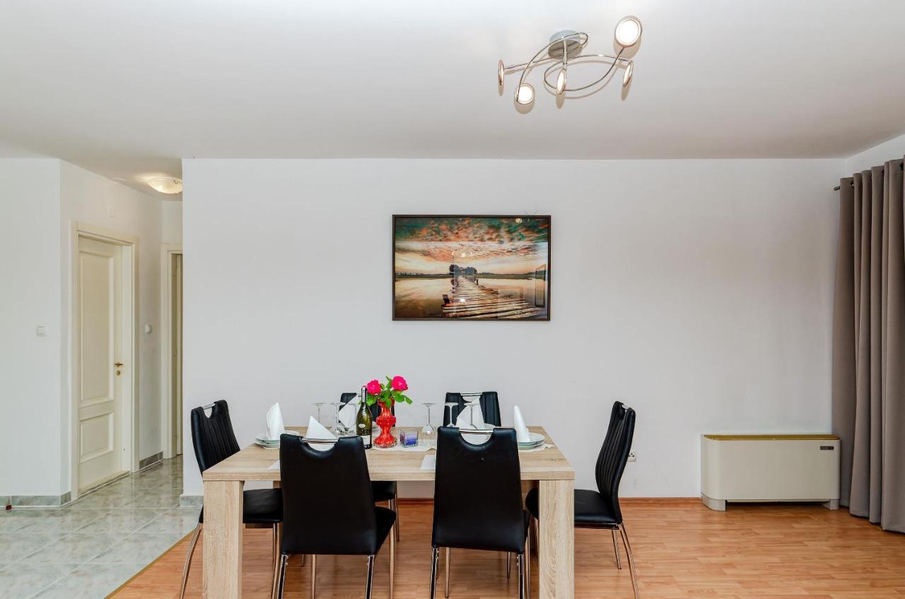 Apartments Mrs Brightside Σπλιτ Εξωτερικό φωτογραφία